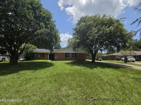 1442 Tally Ho Cir, Gulfport, MS 39507