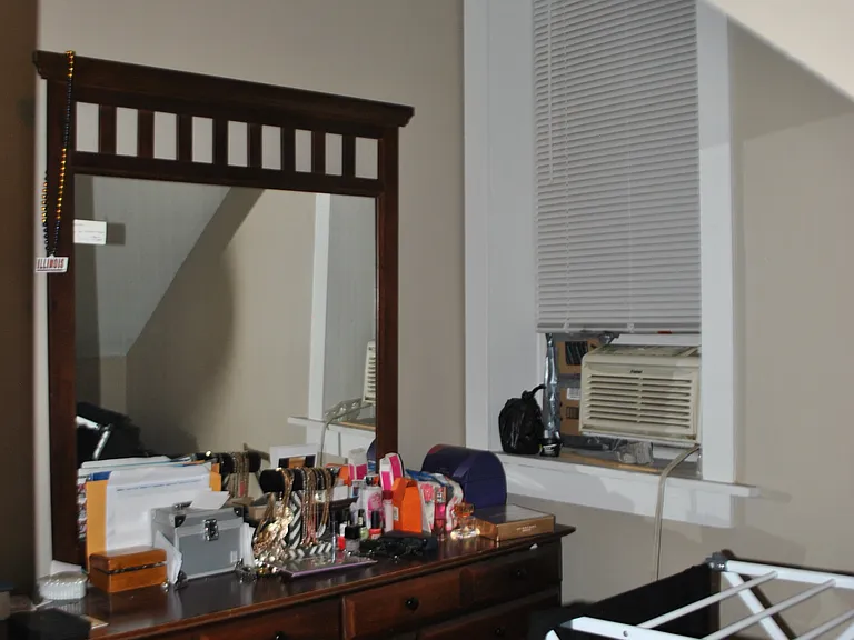 1919 S Racine Ave #1R — Photo 8
