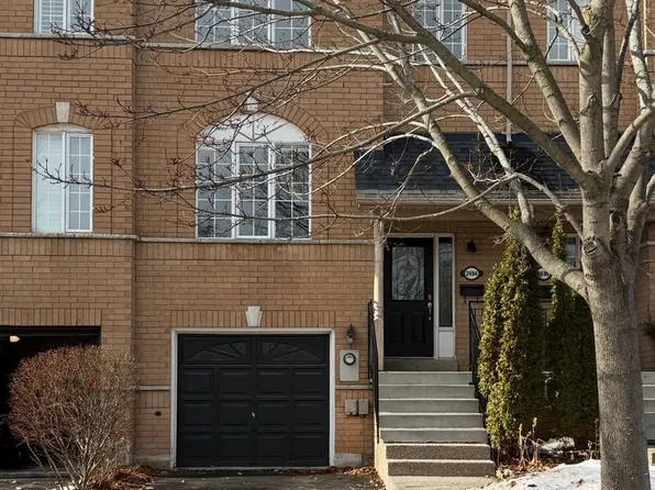 2494 Gill Cres, Oakville, ON L6H 6P4