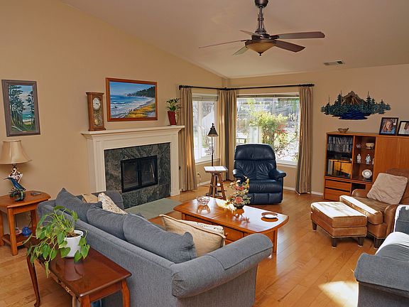 Living Room with Fireplace