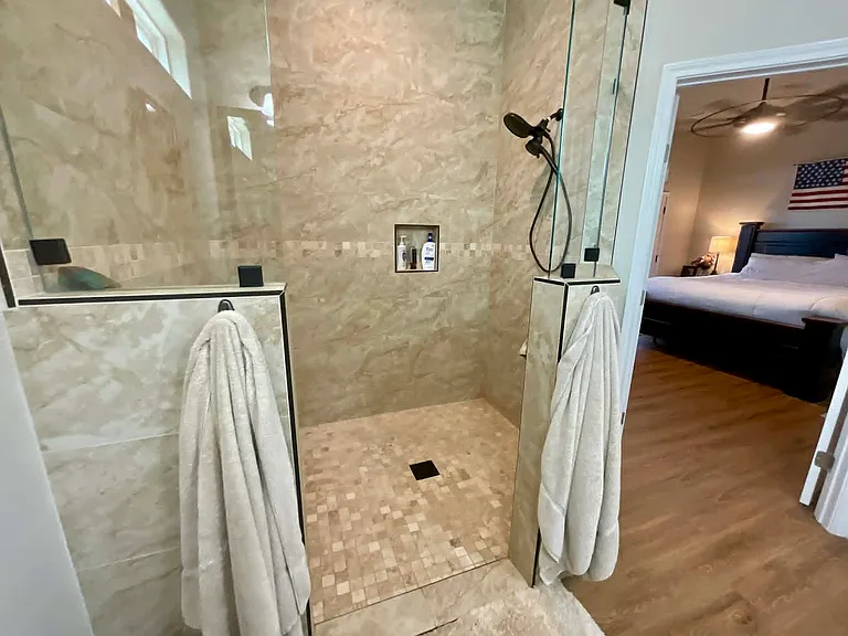 104 Rolling Waters Ct — Photo 17