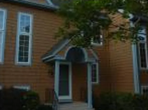 16 Joseph Ct, Broad Brook, CT 06016