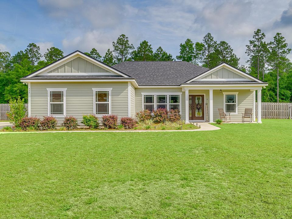 1st image of 533 Parkside Cir