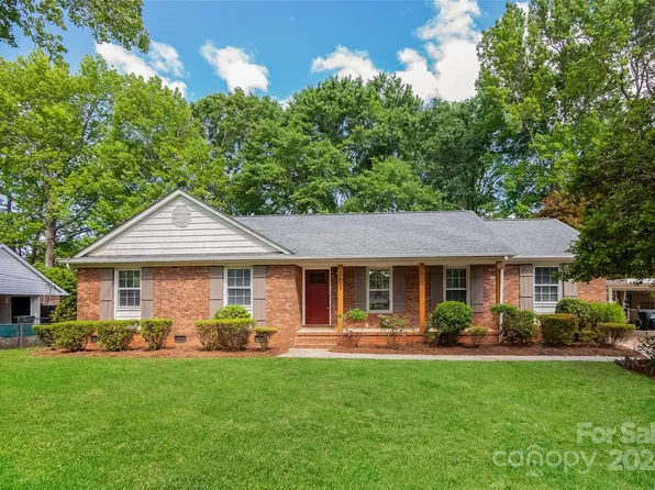 3609 Sugar Spring Rd, Gastonia, NC 28054