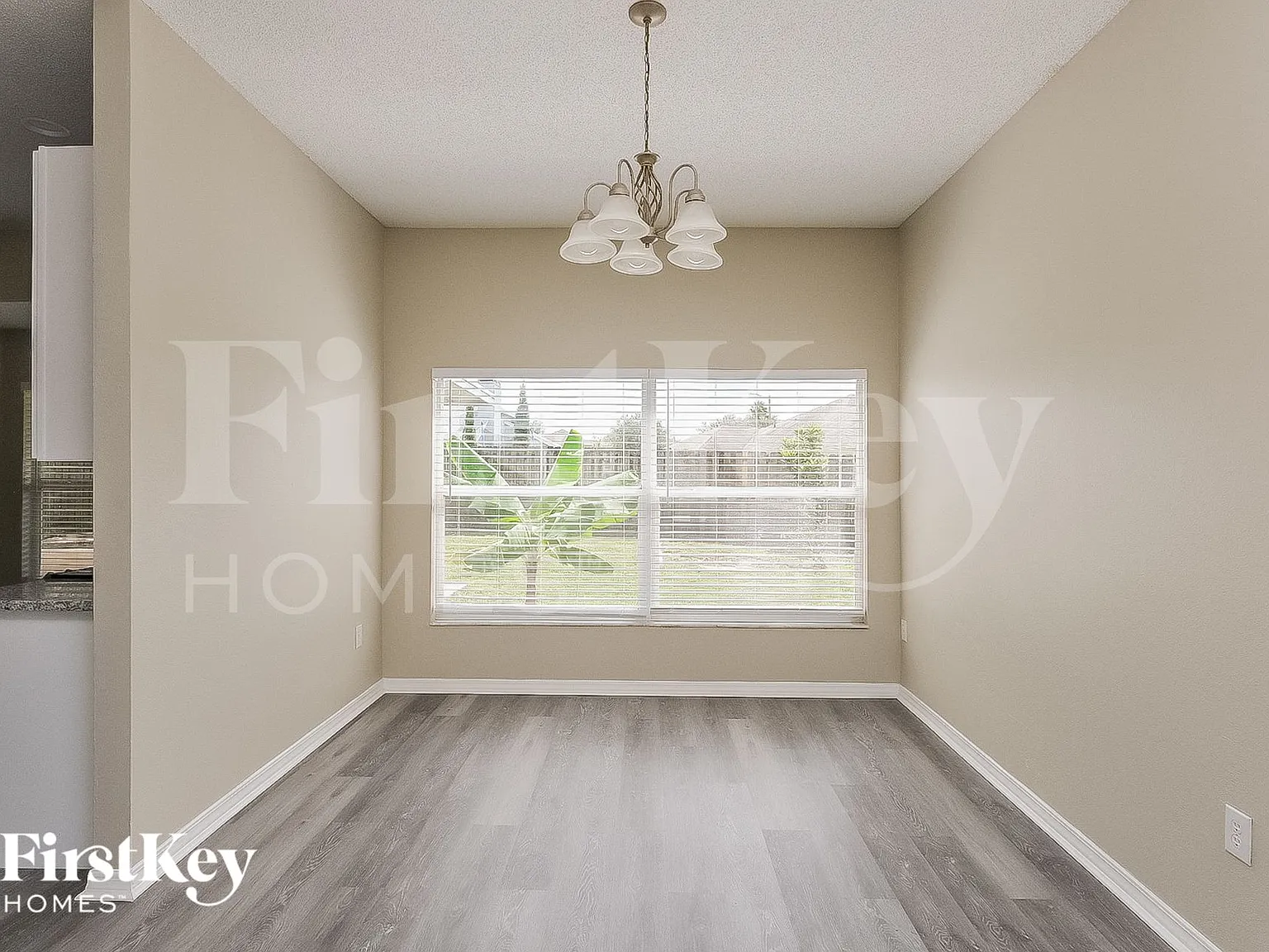 4 bed, 2.5 bath, 2085 sqft, $2,775 — Photo 4