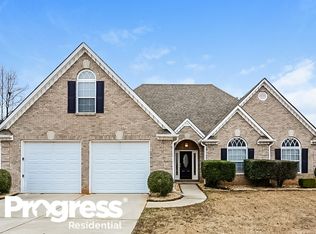 909 Carolinus Ct, McDonough, GA 30253