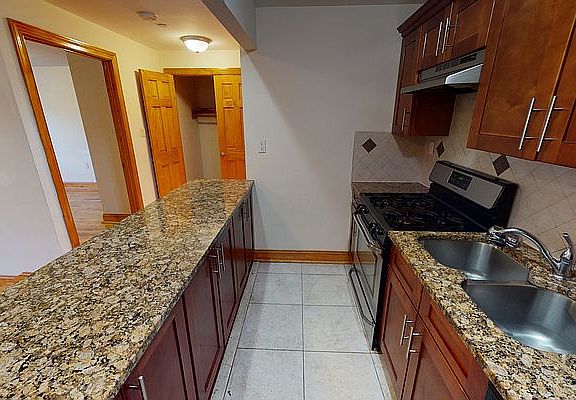 5th image of 13523 82nd Ave APT 1B