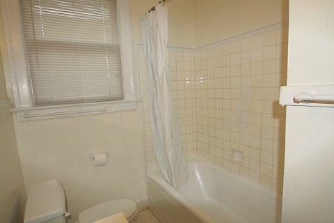 5th image of 2654 Dellwood Ave #2