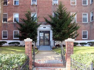 811 Bronx River Road #5A, Yonkers, NY 10708