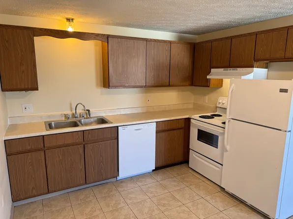 (undisclosed Address), Biddeford, ME 04005