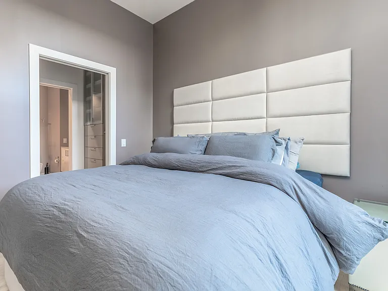 32 Traveler St #Penthouse 8 — Photo 13