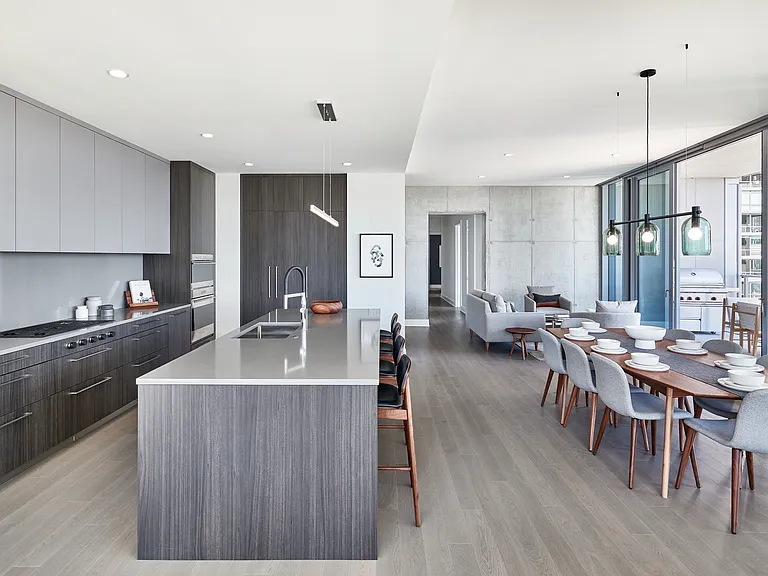 The Penthouse Collection Amenities Bar