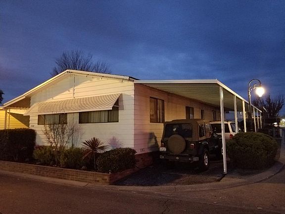 3rd image of 7345 Topanga Ln #26