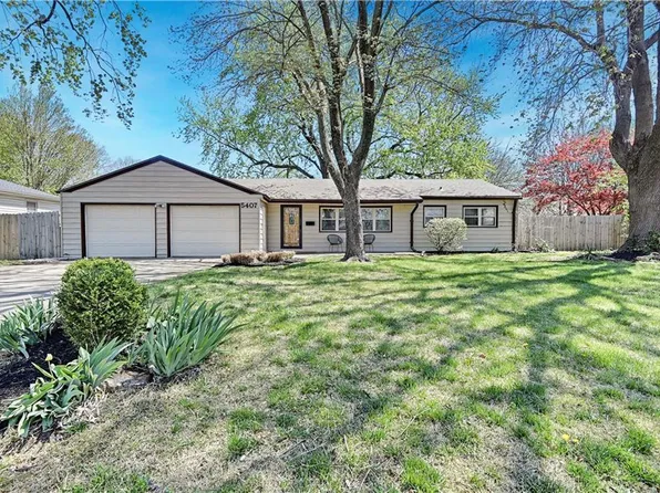 5407 Walmer St, Mission, KS 66202