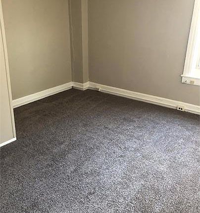 2nd image of 611 E Market St #2R