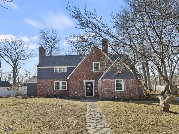 38 Brunswick St, Pittsfield, MA 01201