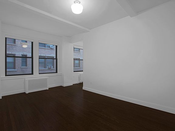 4th image of 12 E 86th St #442
