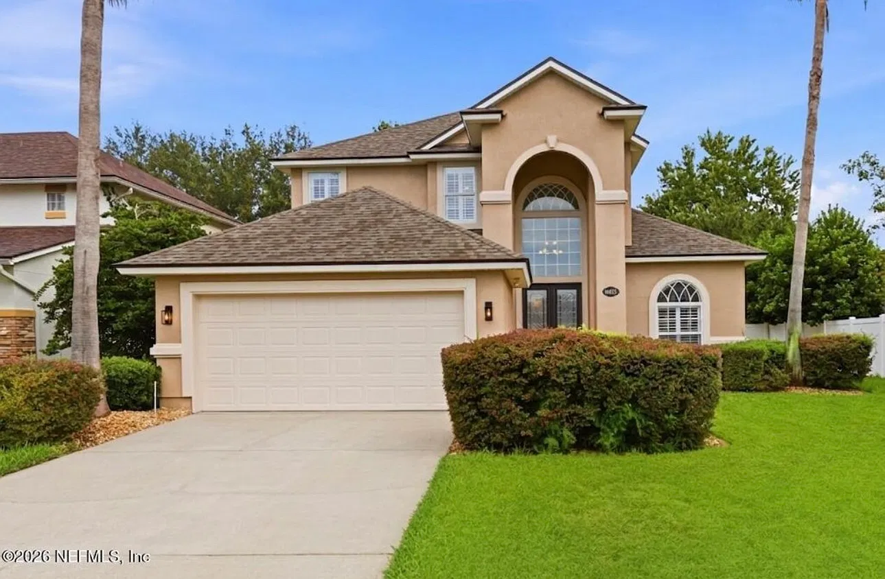 4 bed, 3.5 bath, 2622 sqft, $3,800 — Photo 1