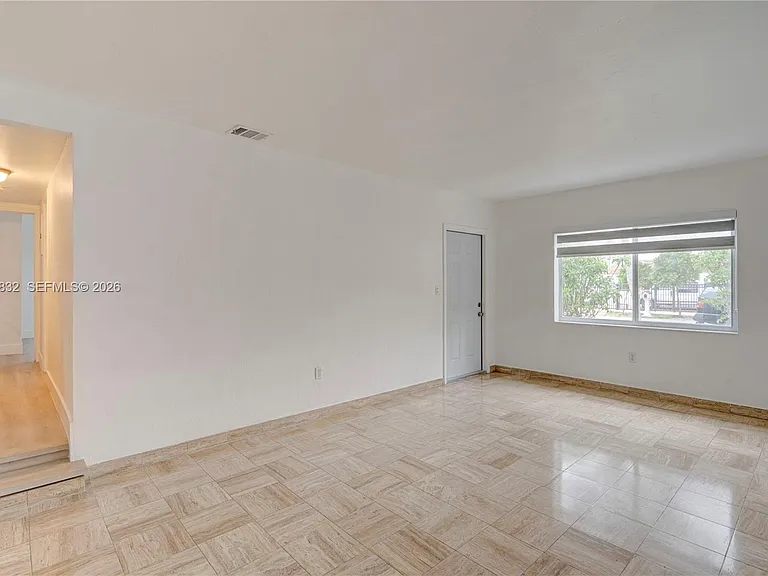 3665 SW 88th Ct — Photo 7