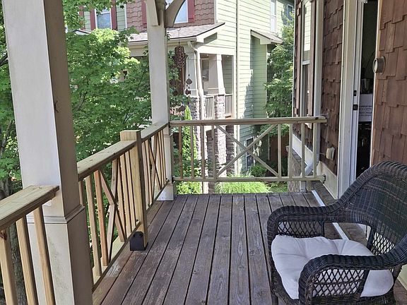 4th image of 1620 Sugar Hill Ct SE