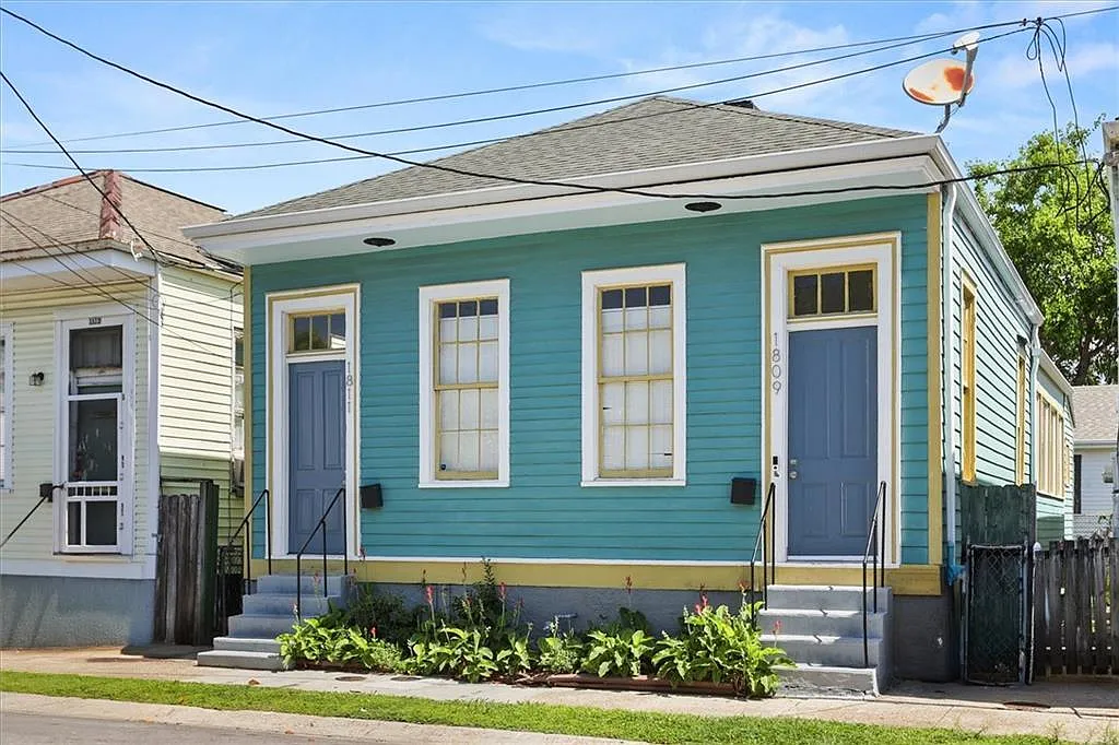 2 bed, $2,100 — Photo 1