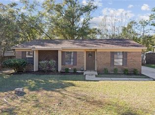1613 Princess Helen Rd W, Mobile, AL 36618