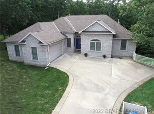 74 Jeanie Dr, Lake Ozark, MO 65049