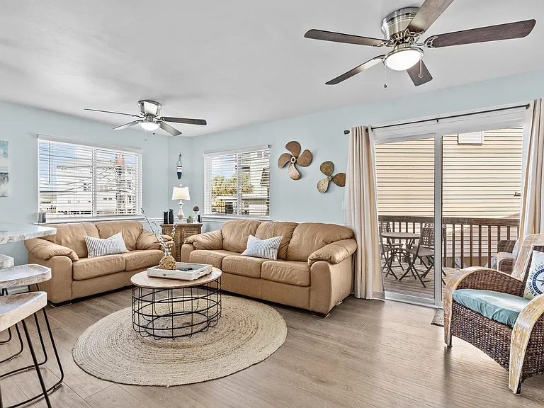 1412 Canal Dr #A — Photo 1