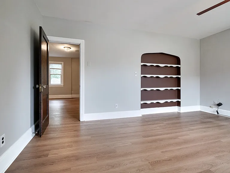 1031 Elm Ridge Ave #1 — Photo 3