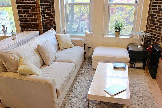 4th image of 125 E 4th St APT 12