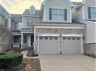 26459 Fieldstone Dr, Novi, MI 48374