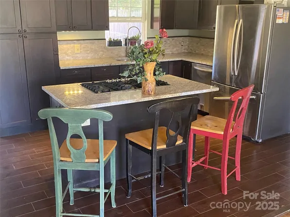 207 Lakeside Ave, Davidson, NC 28036