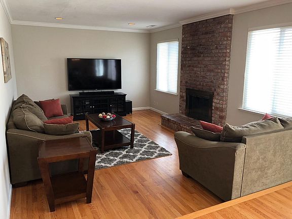 5th image of 1390 Annapolis Way