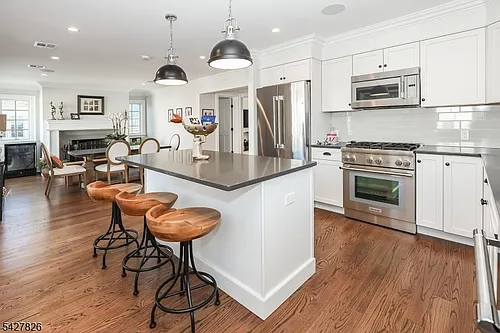 113 Washington St #A Photo 1