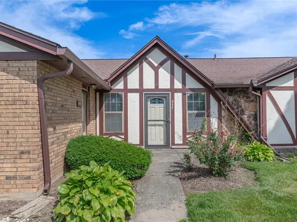 957 Pine Needles Dr, Dayton, OH 45458