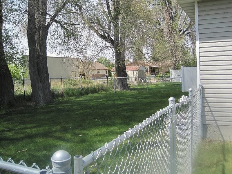 2nd image of 758 Royal St