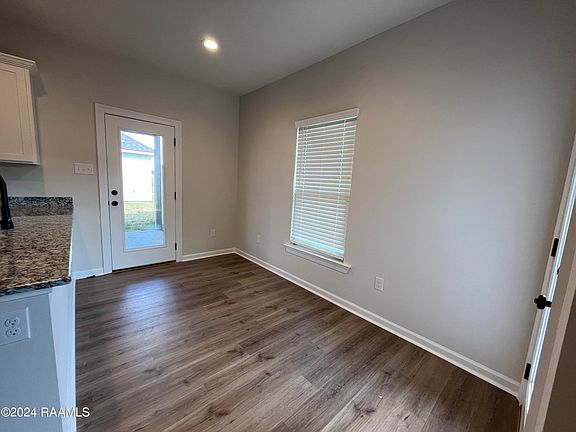 4th image of 108 Hardwicke Ct