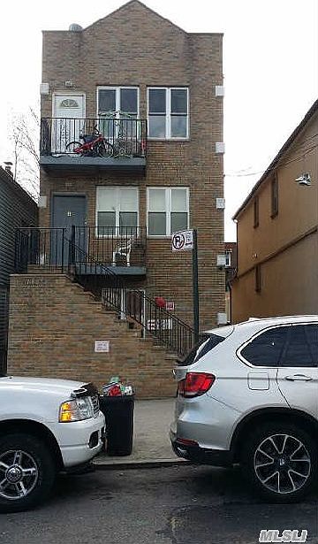 1st image of 10854 49th Ave