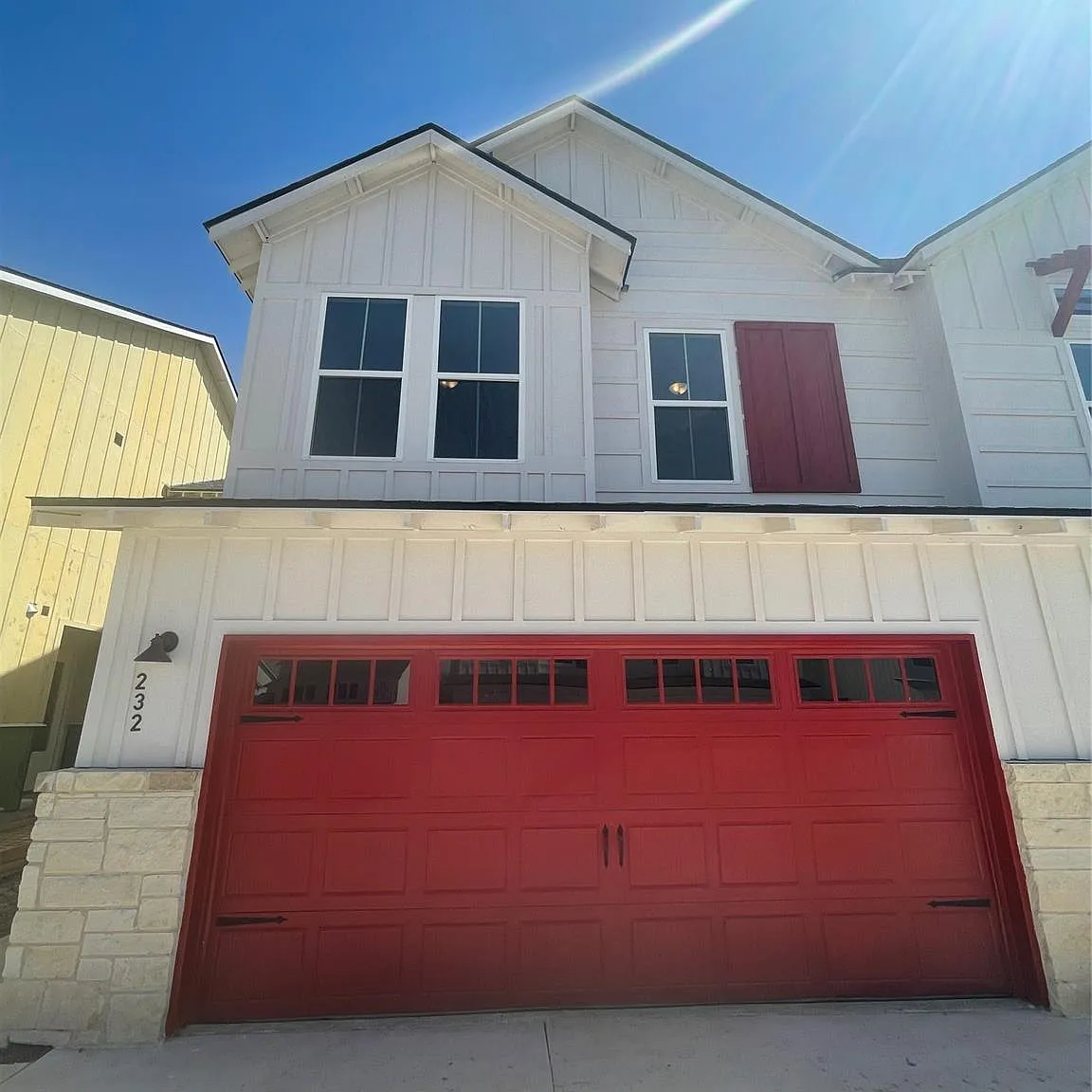 4 bed, 2.5 bath, 1588 sqft, $1,700 — Photo 1