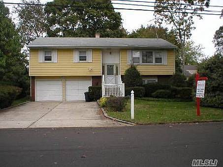 1st image of 251 W 13th St