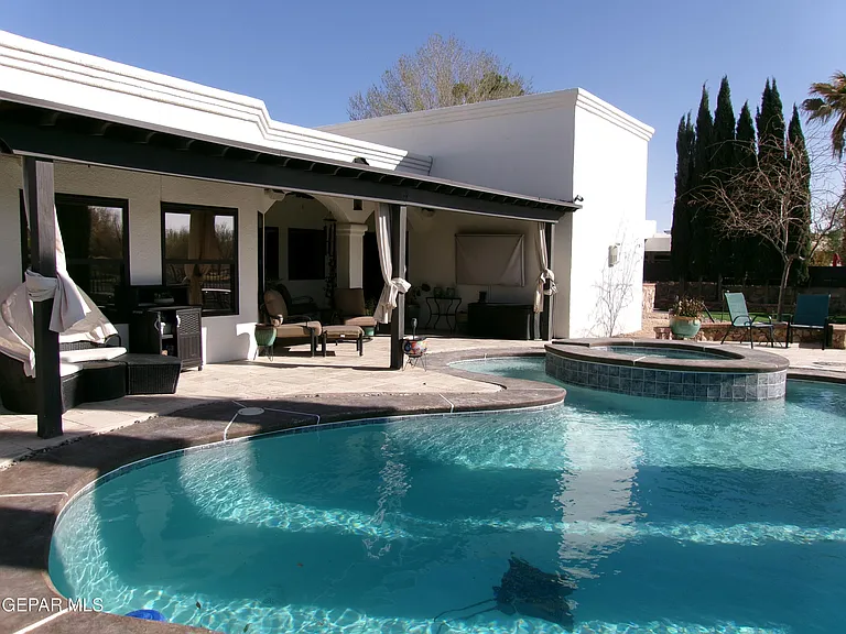 5833 Angel St — Photo 29