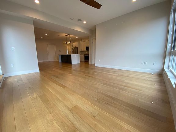 5th image of 488 Dorchester Ave #2
