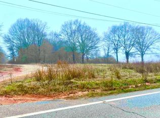 1342 E Georgia Rd, Woodruff, SC 29388