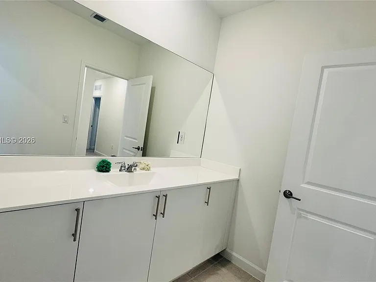 19479 SW 340th St #1 — Photo 3
