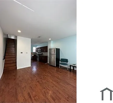 4 bed, $2,000 — Photo 1