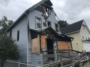 31 Montmorenci St, Springfield, MA 01107