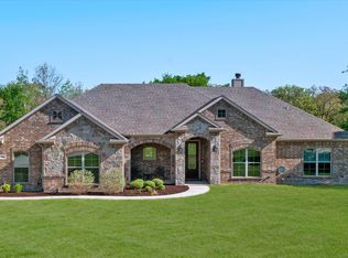 804 Back Wood Ct, Azle, TX 76020