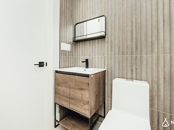 5th image of 1001 Rogers Ave #2E