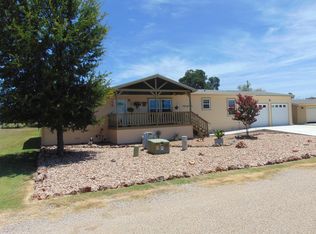 205 Shannon Dr #15-16, Fredericksburg, TX 78624