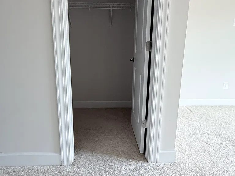 3511 Carnaby St — Photo 20